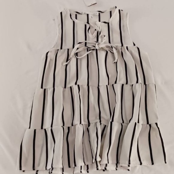 Star Vixen Small White w/ navy stripes - Picture 1 of 3